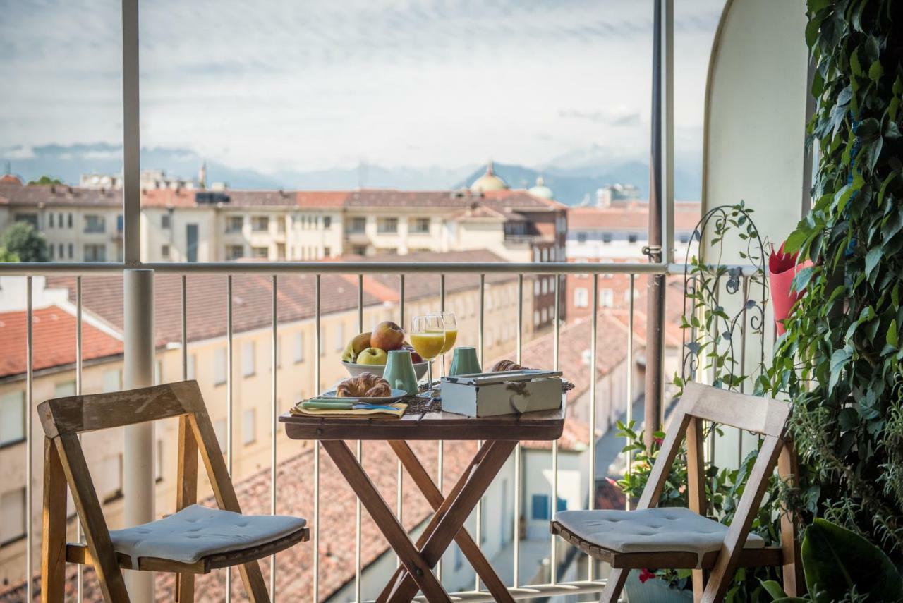 La Balounette - pittoresco attico centrale con vista sui monti Torino Esterno foto